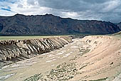 The road from Leh to Manali 